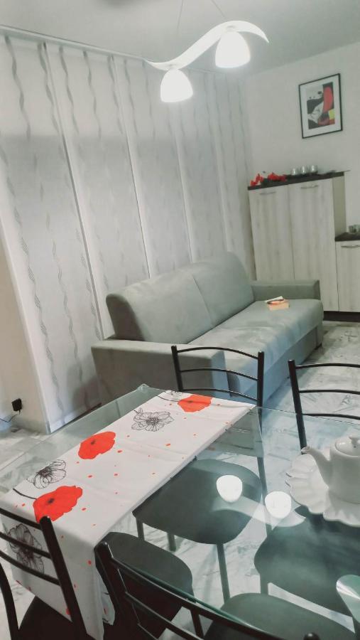 דירות מנטון Chez Bianca Les Coquelicots Les Lucioles מראה חיצוני תמונה