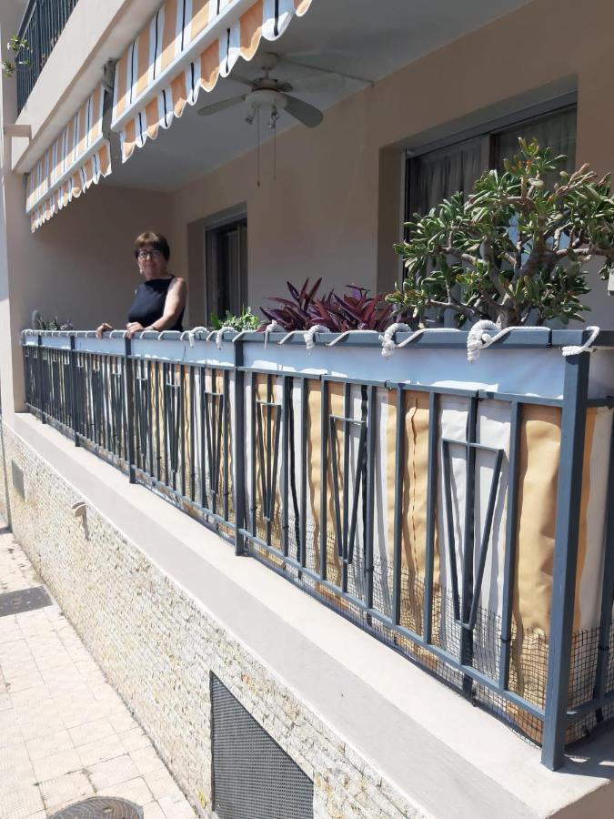 דירות מנטון Chez Bianca Les Coquelicots Les Lucioles מראה חיצוני תמונה